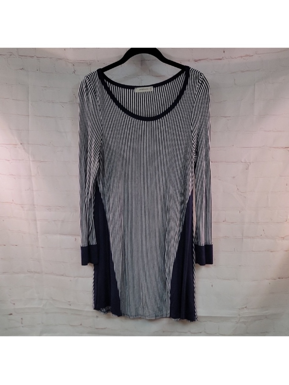 3/$10 Emerald Navy and White Long Sleeve Striped Dress Size Medium